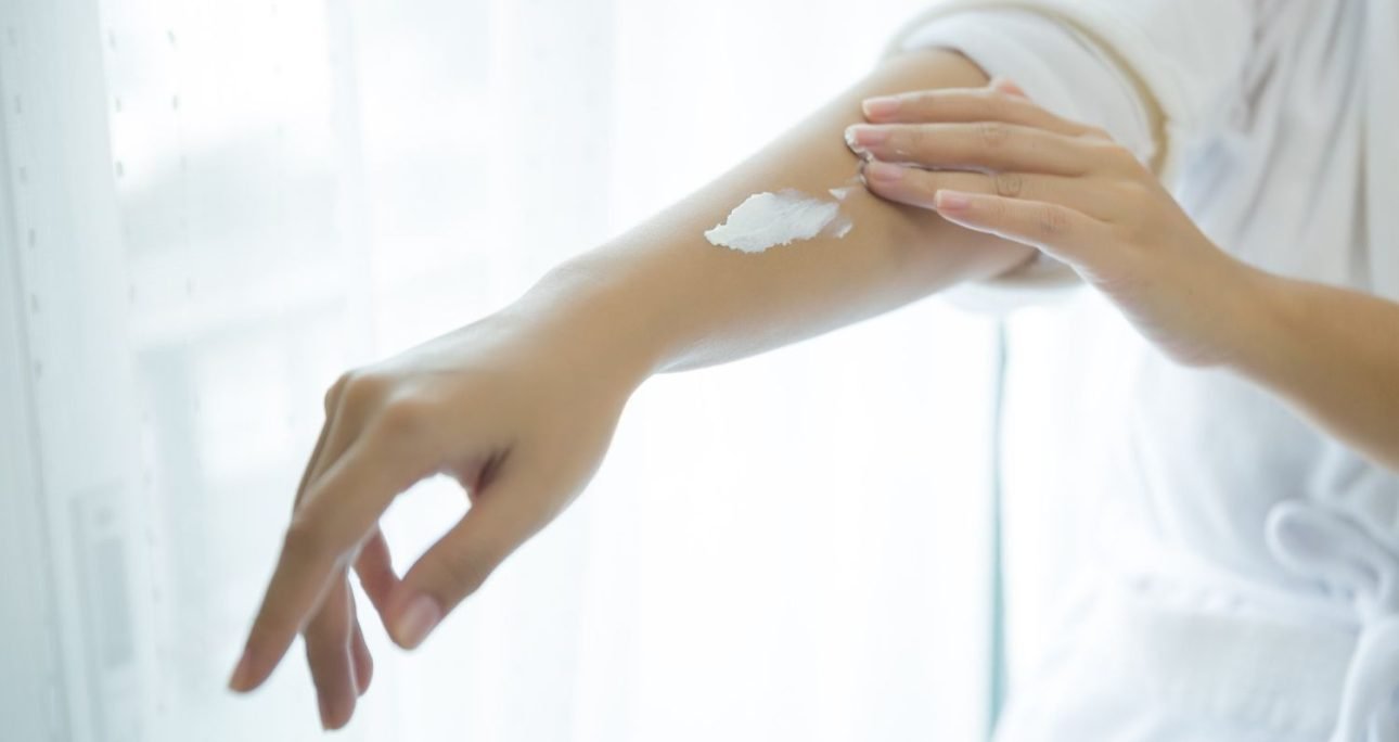 Guide on How to Use Body Lotion for Smooth Skin