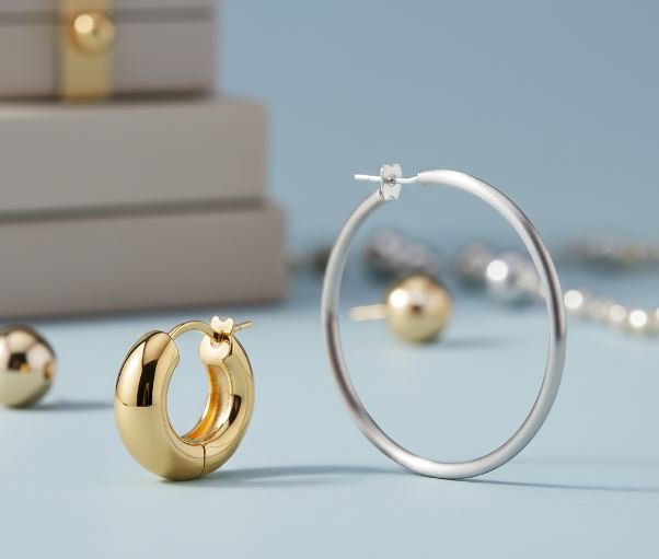 Small vs Large Hoop Earrings: Which Style Suits You Best?